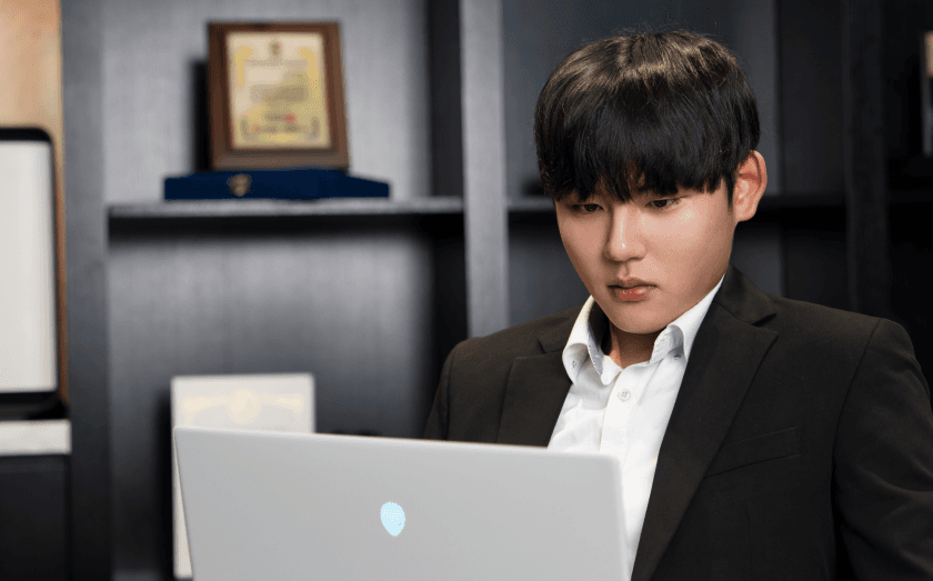 김준엽